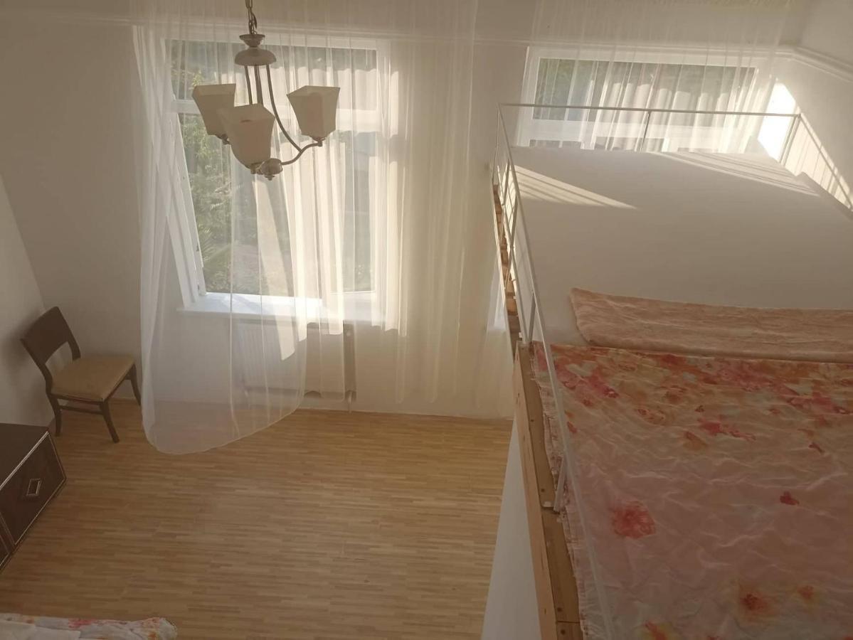 Bis-A Guesthouse Makhinjauri Eksteriør bilde