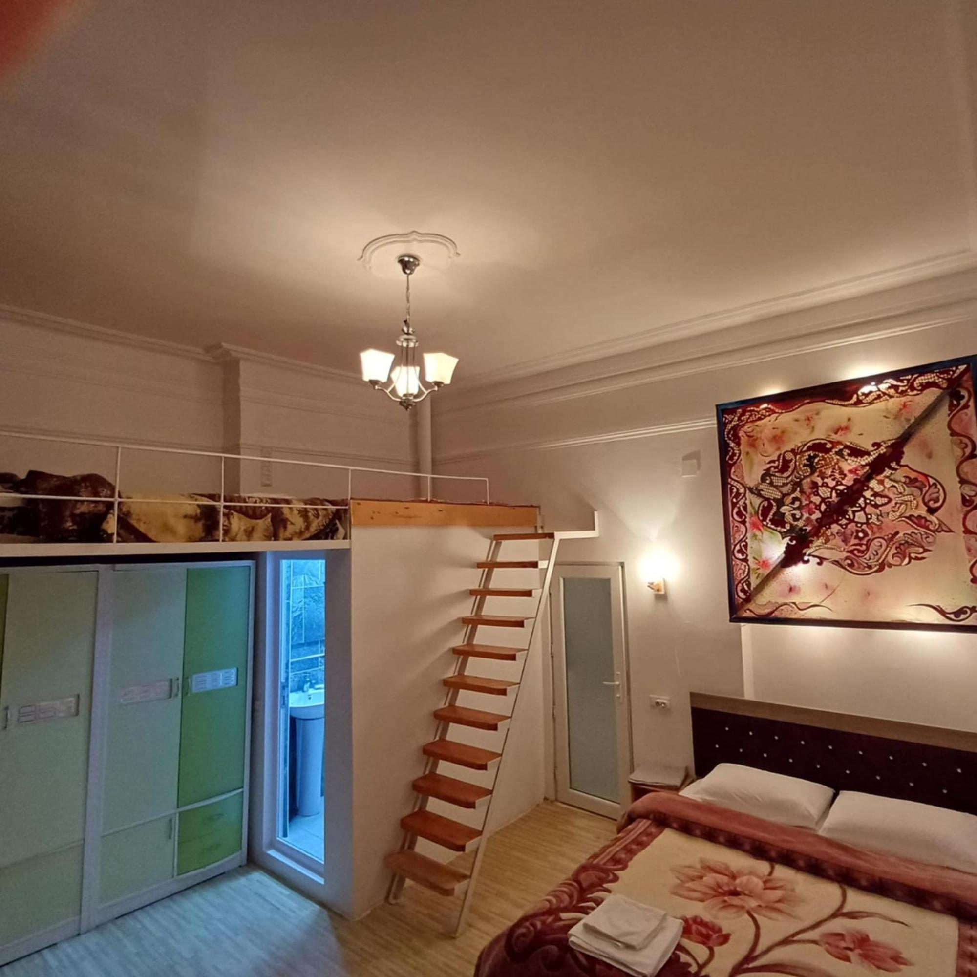 Bis-A Guesthouse Makhinjauri Eksteriør bilde