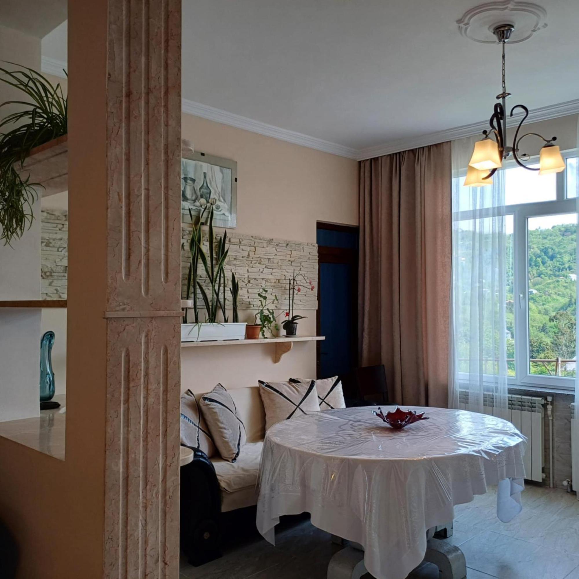 Bis-A Guesthouse Makhinjauri Eksteriør bilde